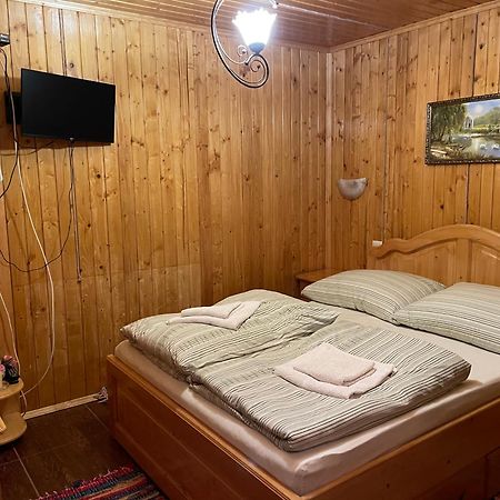 קוואסי Guest House Nad Tisou מראה חיצוני תמונה